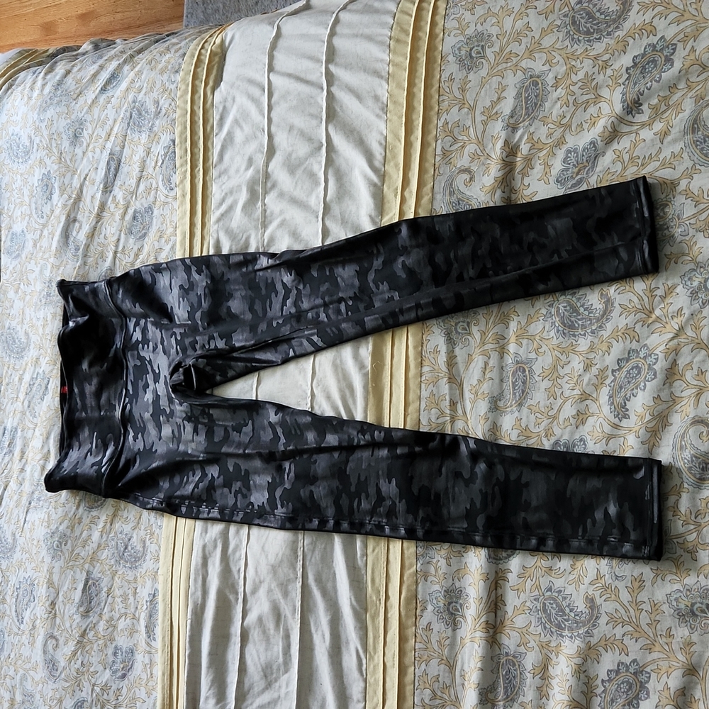 Spanx faux leather leggings